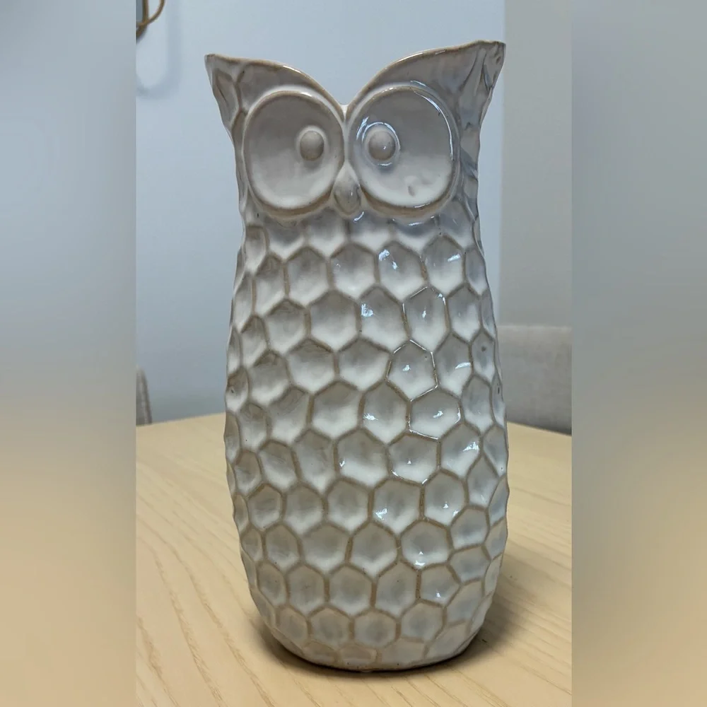 NWT White Owl Ceramic Vase - Picture 1 of 6